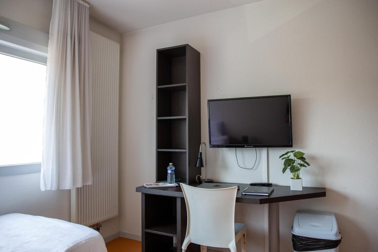 Comfort Hauts Du Chazal Hotel