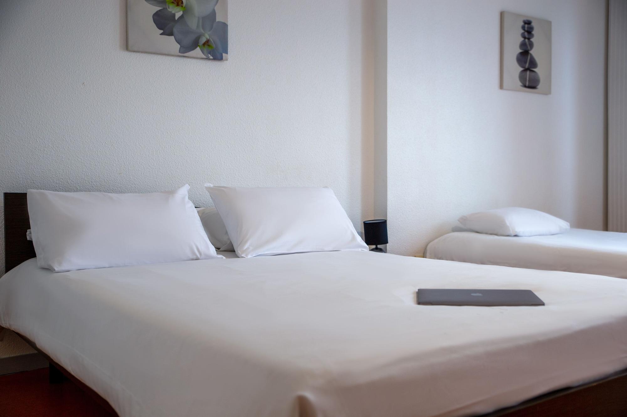Zenitude Hôtel-résidences Les Hauts Du Chazal Hotel 3*
